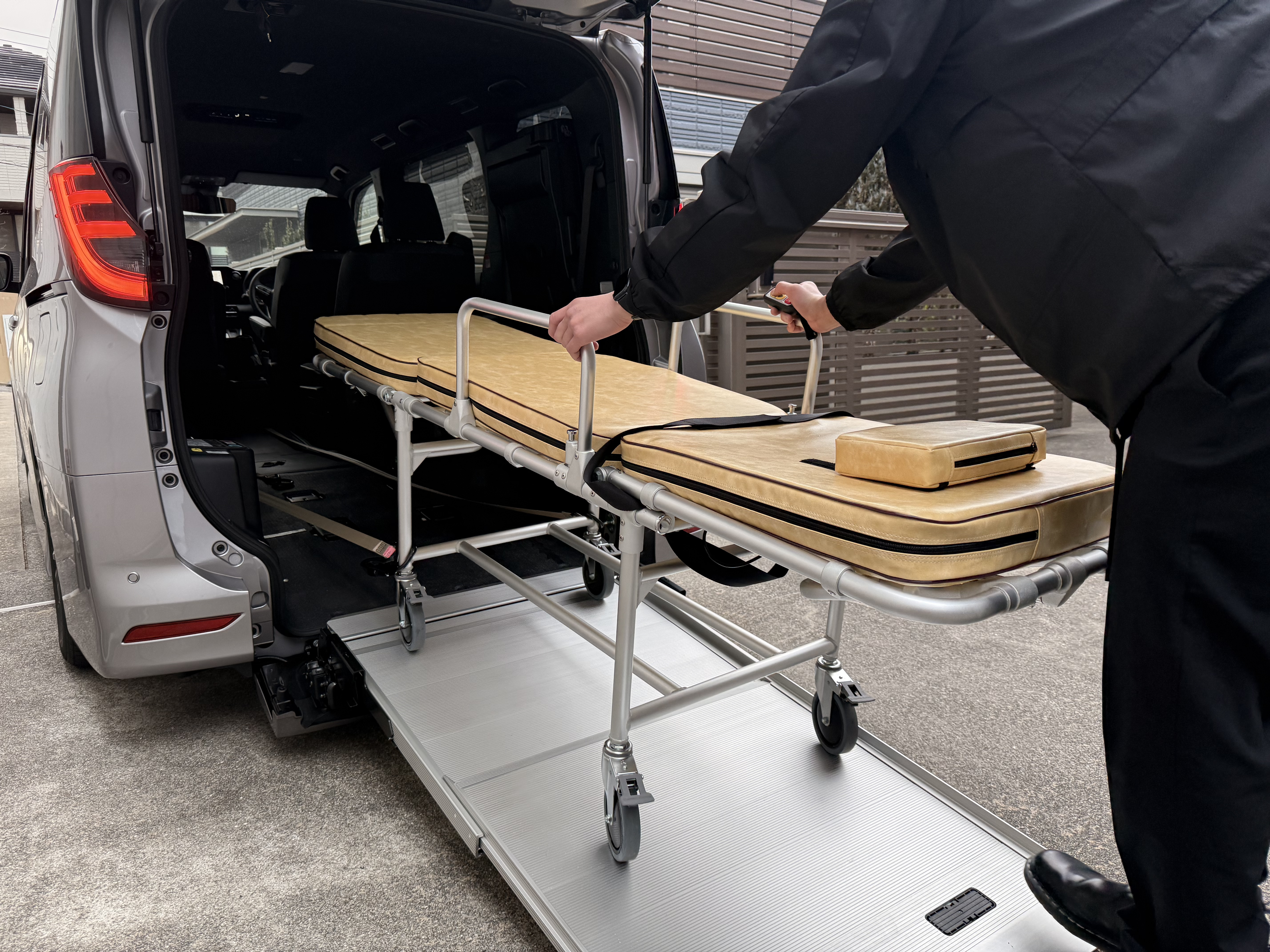 ストレッチャー