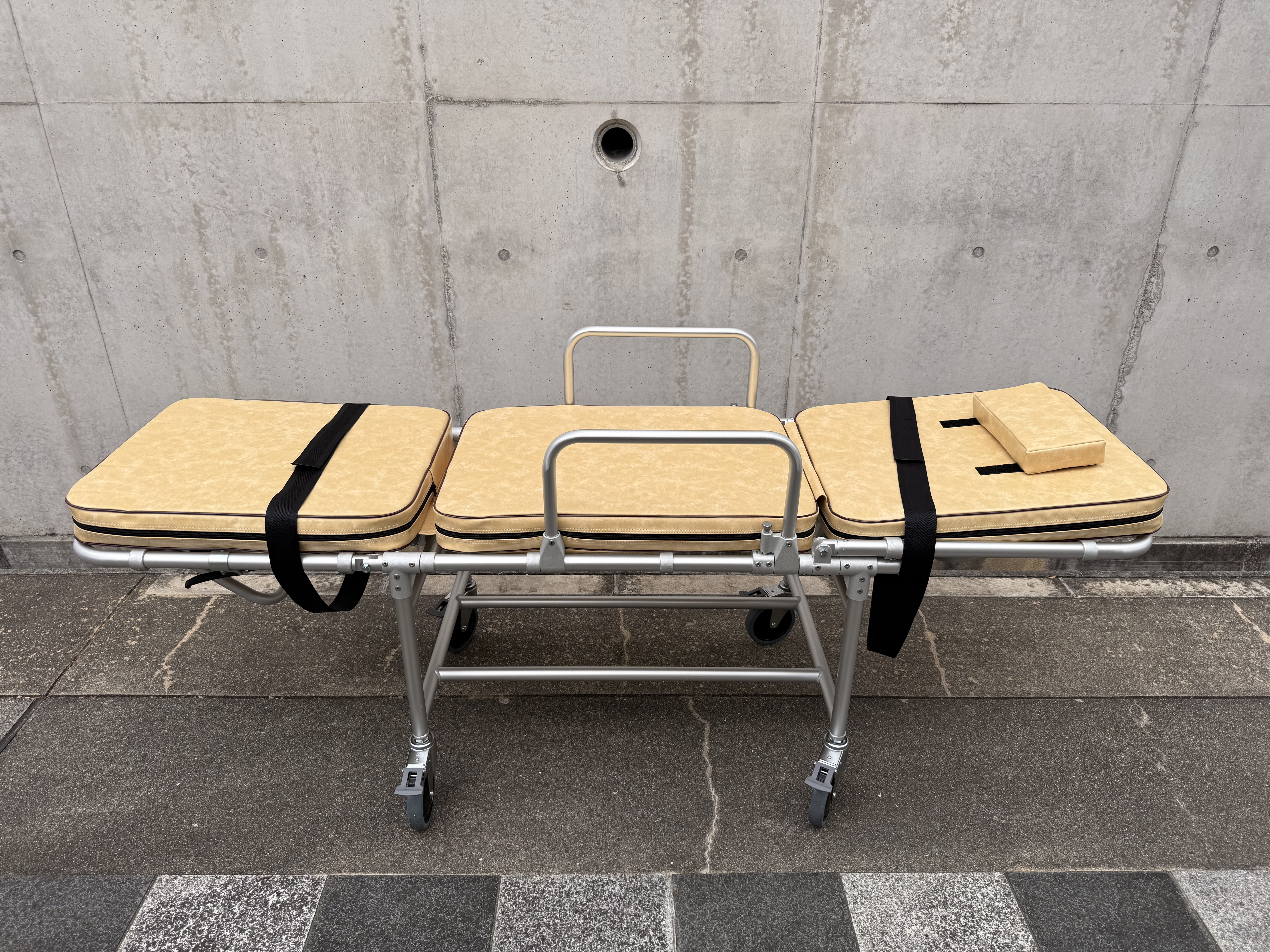 ストレッチャー